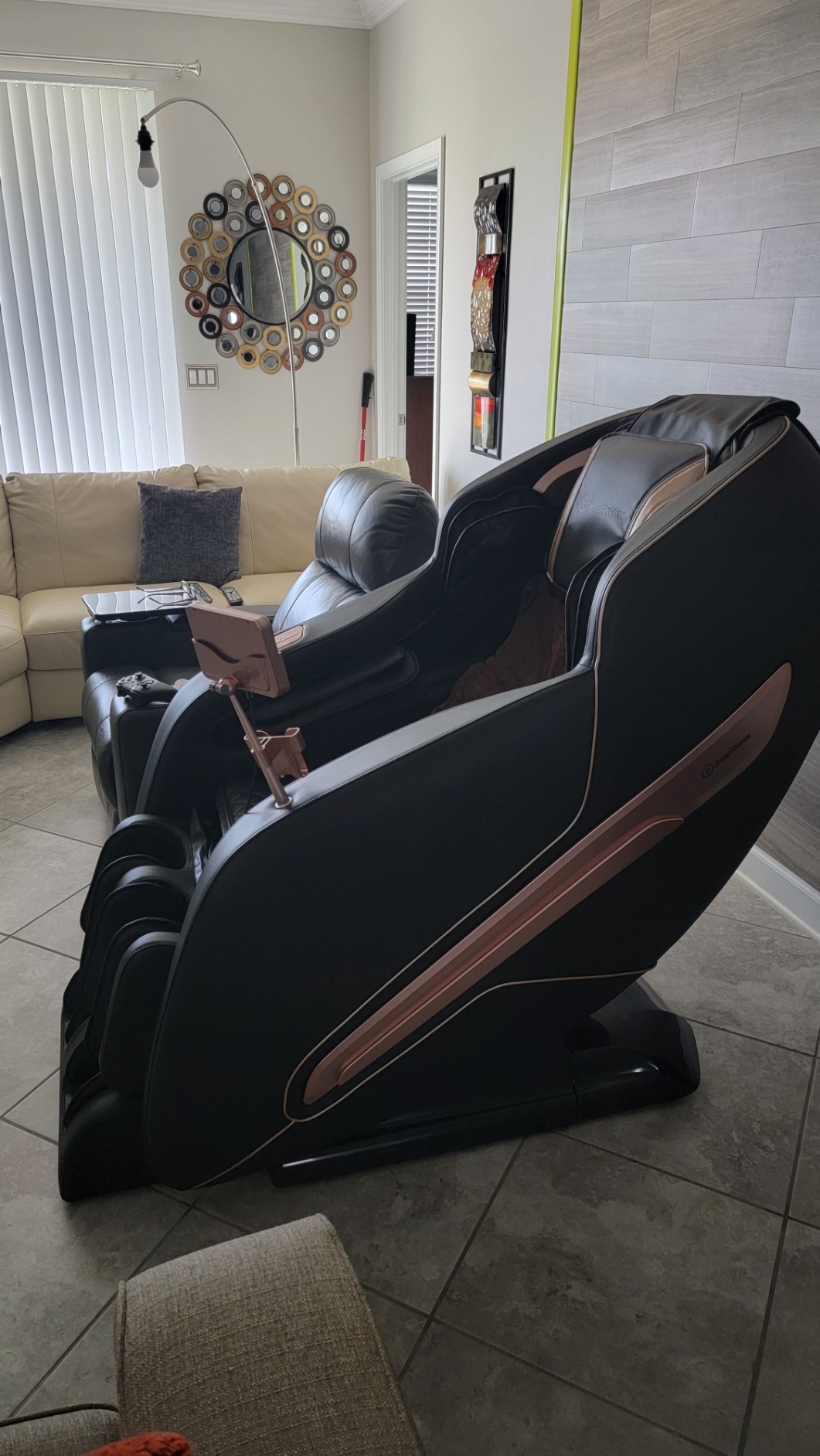【Furniture】Real Relax Massage Chair, Zero Gravity SL Track Massage Chair, Full Body Shiatsu Massage Recliner
